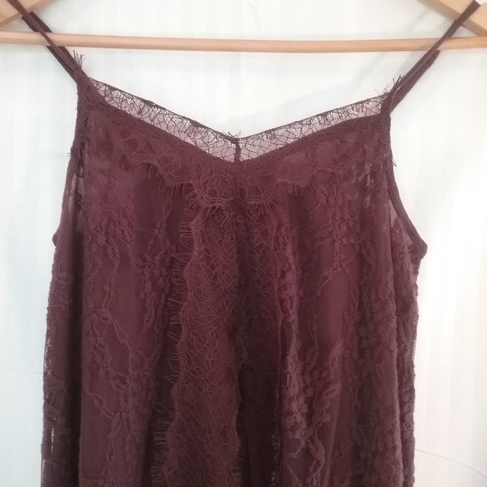 🌞 New American Eagle Camisole Burgundy Lace  XS